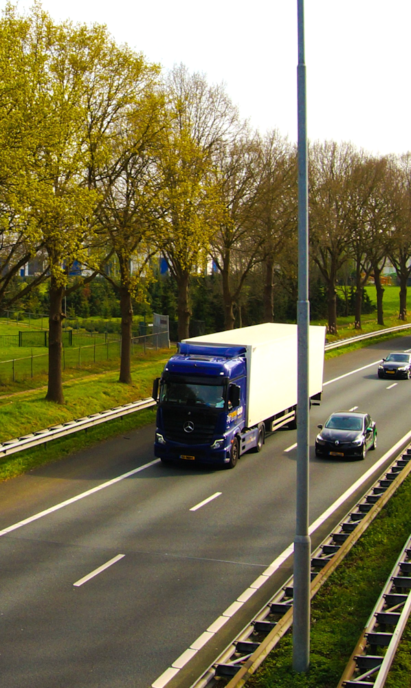 Transport en log onderste foto Transport & Logistiek